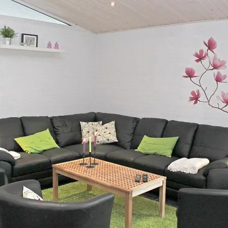 10 Person In Bl Vand Holiday home Blavand